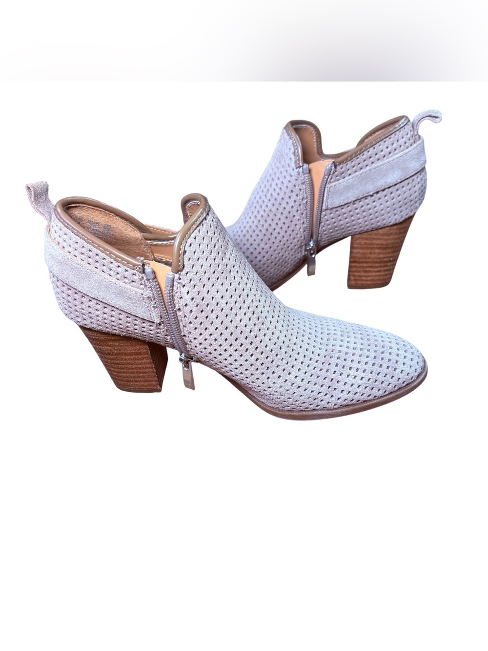 Franco Sarto Perforated Suede Ankle Booties Gray Taupe Block Heel Women’s 8.5